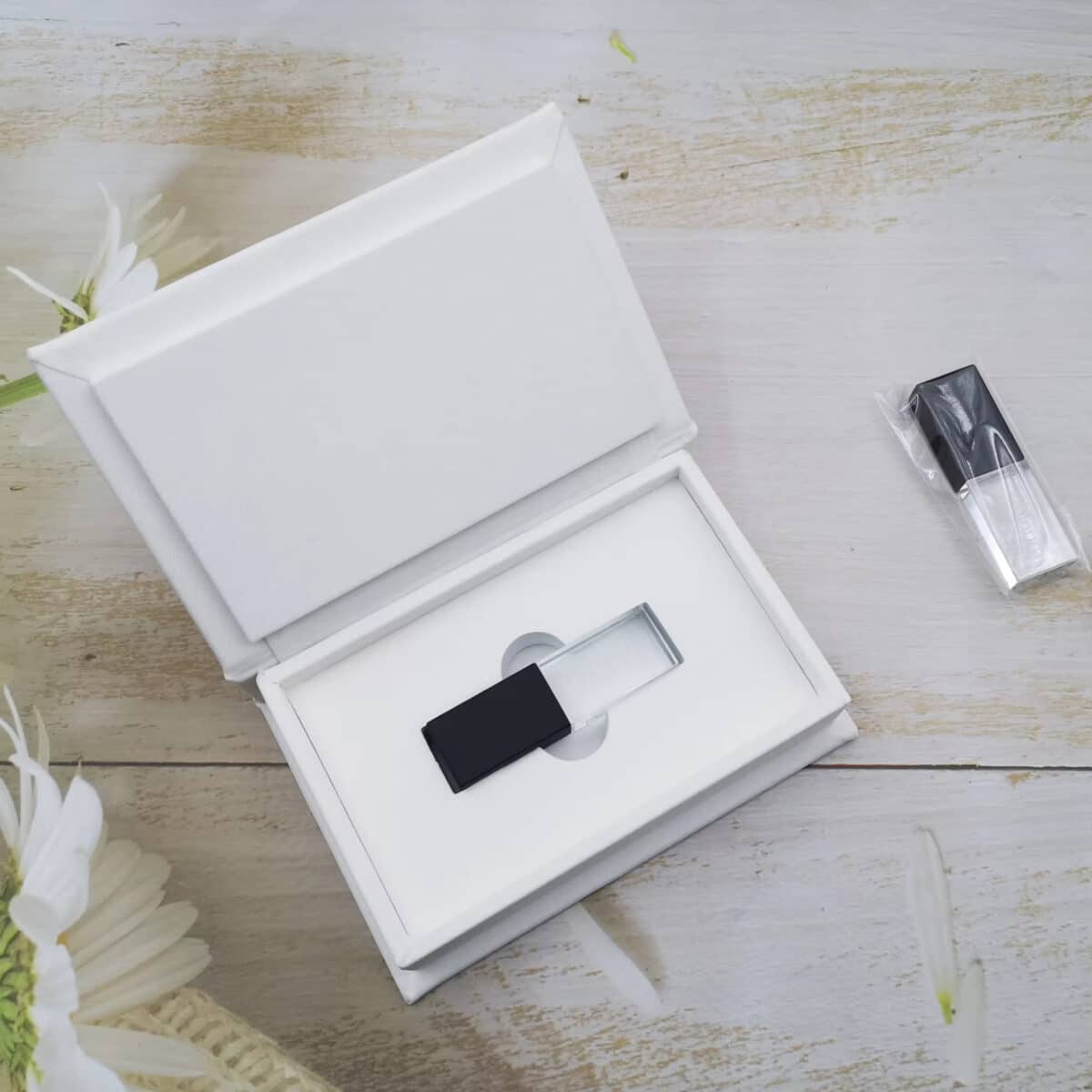Premium Linen Glass Crystal USB